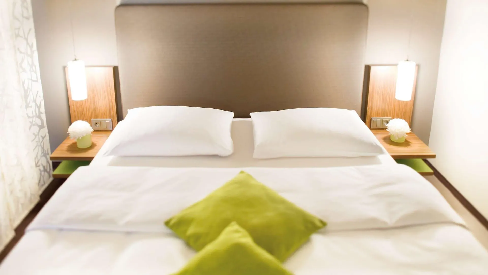Moevenpick Hotel Muenchen-Airport Hallbergmoos 4*,