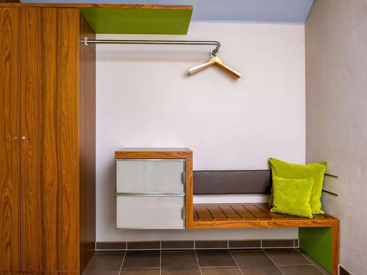 ****  Moevenpick Hotel Muenchen-Airport Hallbergmoos Germany
